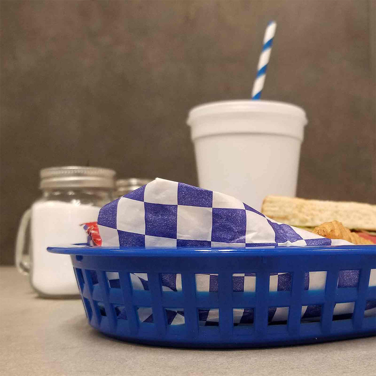 Canastilla Ovalada de Plástico Azul de 26.5 cm 12 piezas