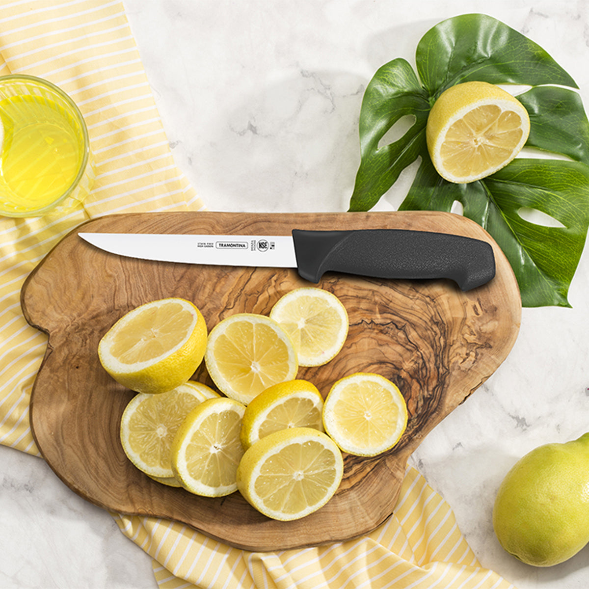 Cuchillo Deshuesador de 6 Pulgadas con Mango Color Negro