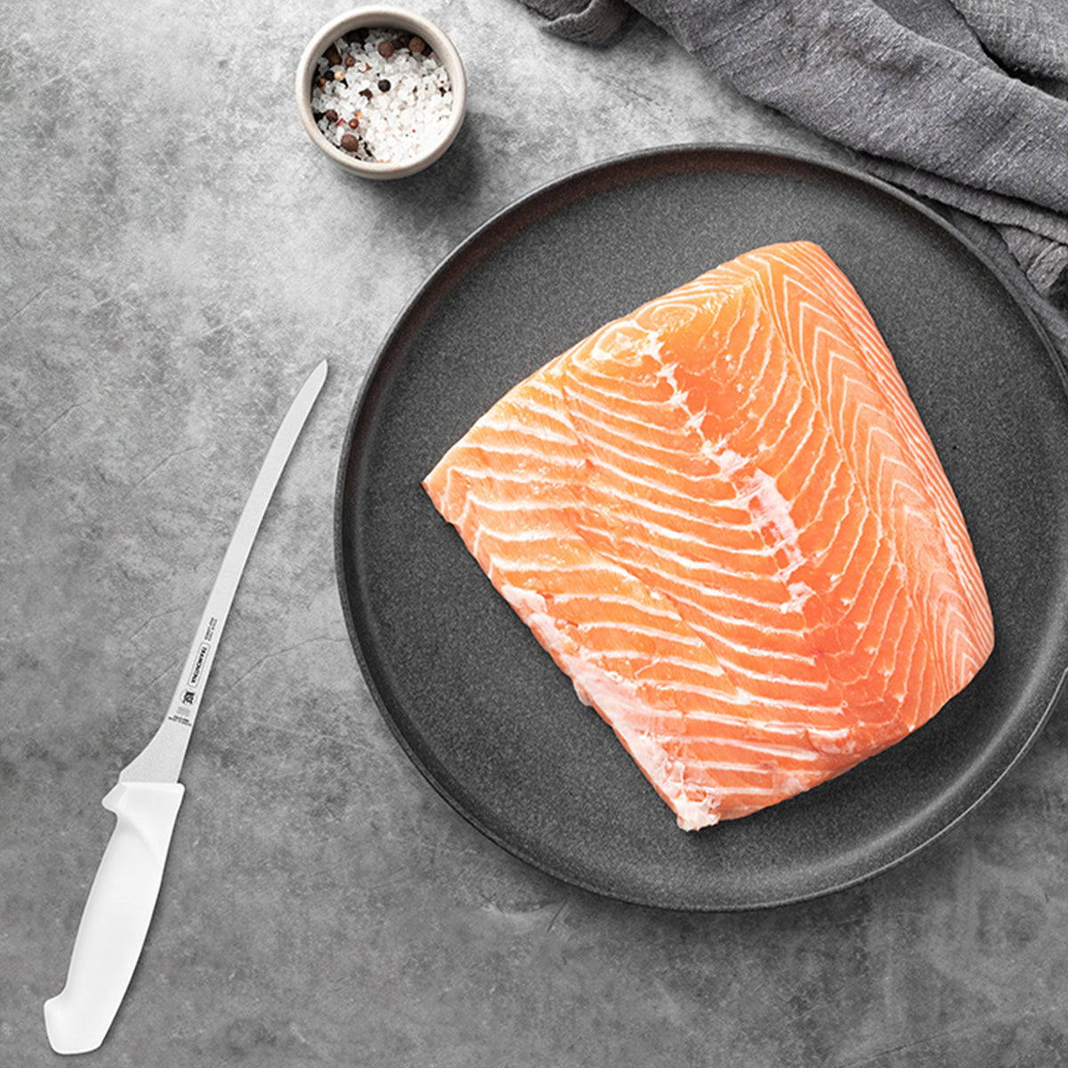Cuchillo Filetero de 8 Pulgadas con Mango de Color Blanco
